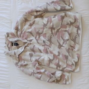 Gap Maternity Pink Camo Half Zip Sherpa Pullover | Medium